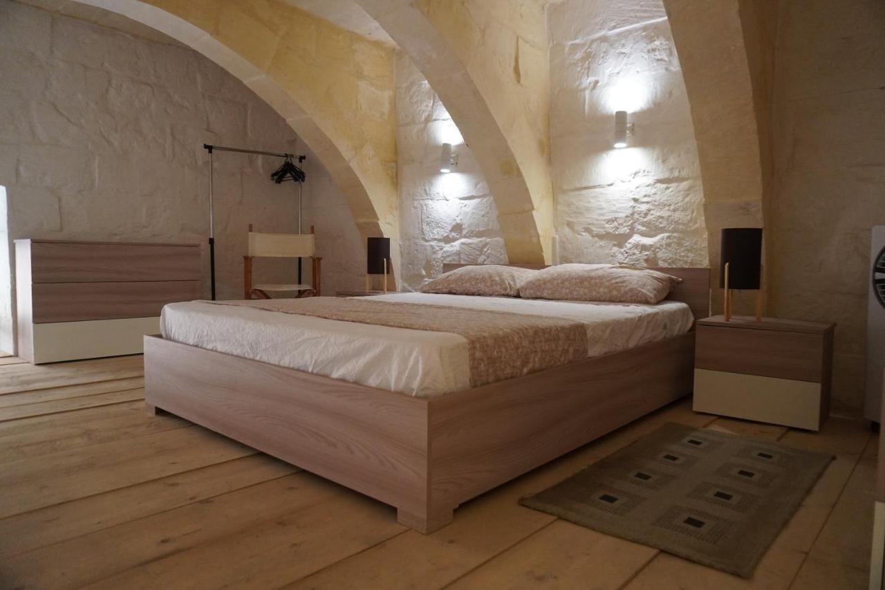 Il-Mezzanine Private Traditional And Walking Distance To Bus Terminus Villa Cospicua Buitenkant foto